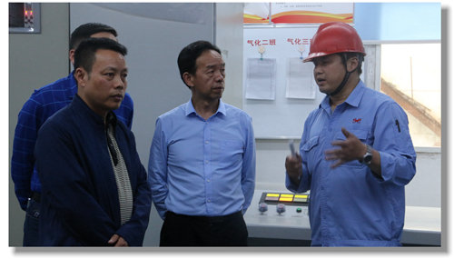 工傷保險(xiǎn)走進(jìn)扶貧車間 保障職工合法權(quán)益(圖2) 工傷保險(xiǎn)走進(jìn)扶貧車間 保障職工合法權(quán)益(圖2)