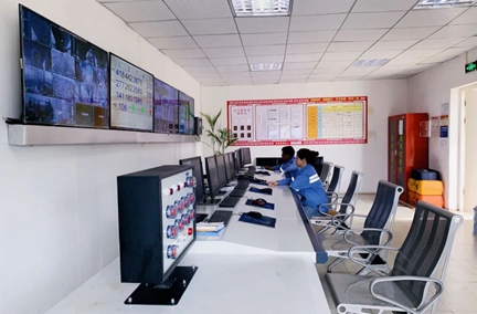 小車間 大舞臺——記“全省工人先鋒號”楚星化工氯堿分廠轉化運行一班(圖2) 小車間 大舞臺——記“全省工人先鋒號”楚星化工氯堿分廠轉化運行一班(圖2)