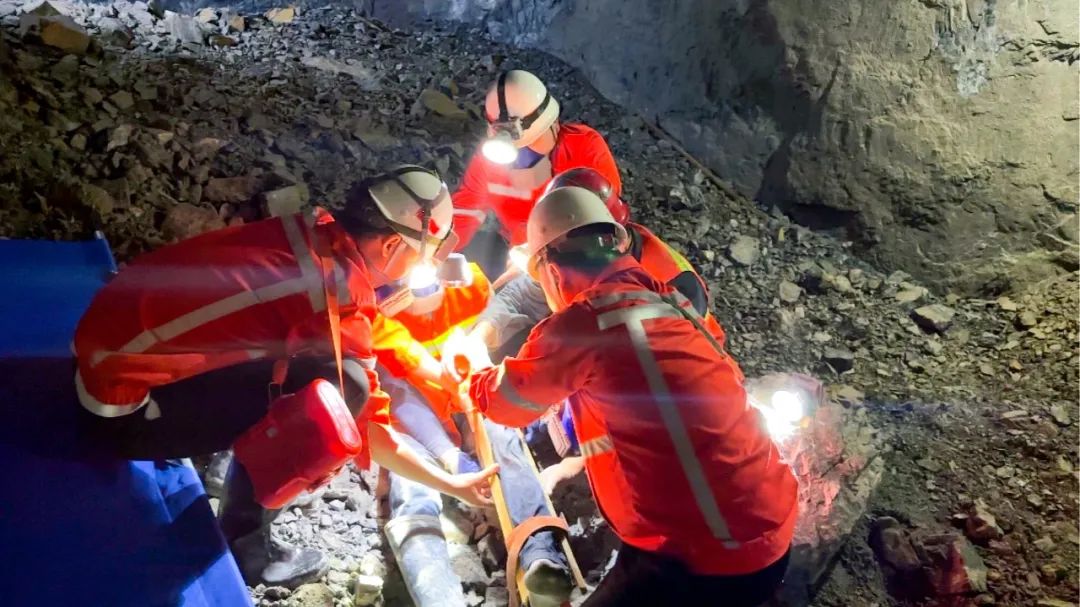 【安全生產月】以練促防！礦業公司開展系列場景應急演練