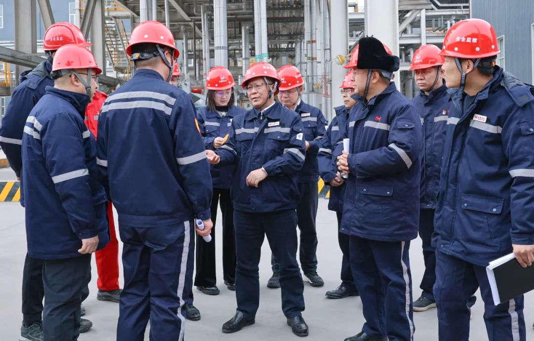 王大真到內蒙片區現場辦公(圖3) 王大真到內蒙片區現場辦公(圖3)