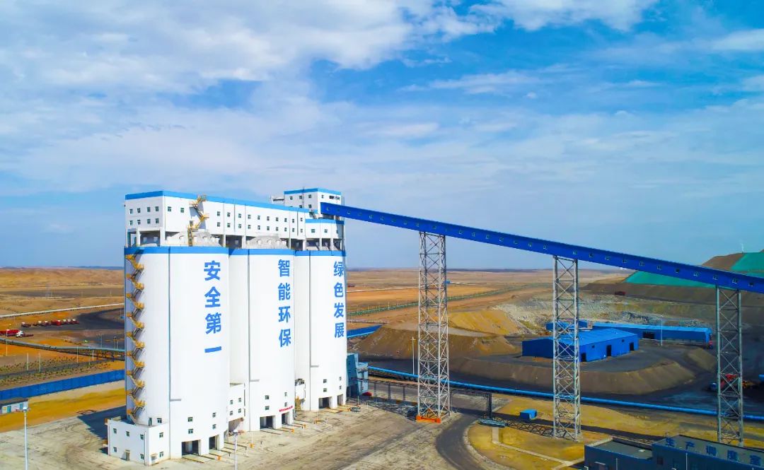 新疆宜化礦業(yè):鉚足干勁奮戰(zhàn)“開門紅”(圖2) 新疆宜化礦業(yè):鉚足干勁奮戰(zhàn)“開門紅”(圖2)