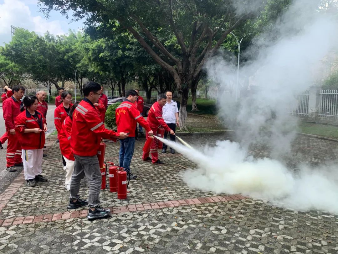 開展消防安全培訓(xùn),防患于未然(圖2) 開展消防安全培訓(xùn),防患于未然(圖2)