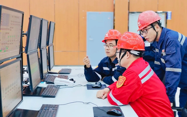 青海宜化二合一氯氫氣體流量首次實現(xiàn)自調(圖1)