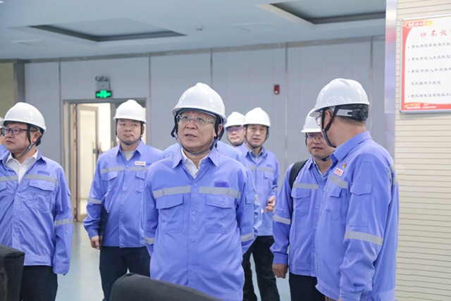 王大真到內蒙古區域分子公司現場辦公(圖2)