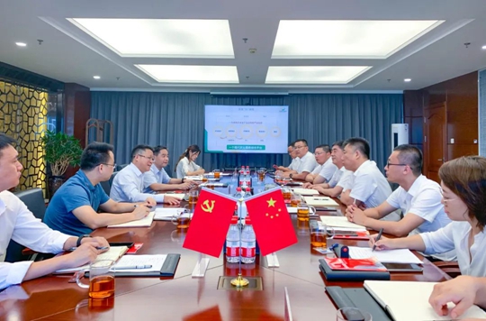 訪客戶(hù)談合作走市場(chǎng)！王大真到倍豐集團(tuán)走訪